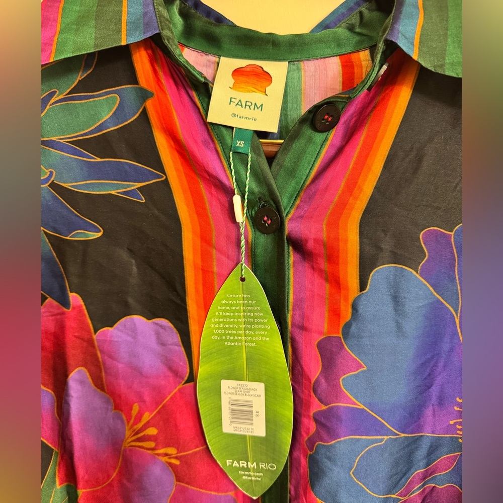 NWT Farm Rio Button Down Shirt - Picture 3 of 3